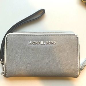Michael Kors small clutch wallet